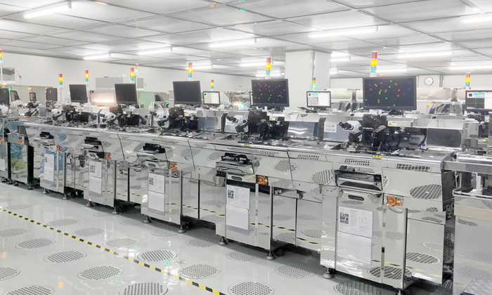 電子無(wú)塵車(chē)間建設(shè)的圖片